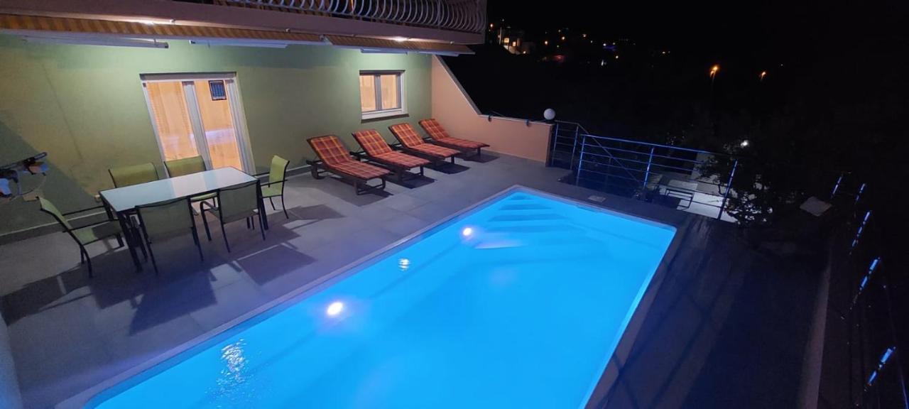 Apartment M&M With Private Pool Kučine 외부 사진