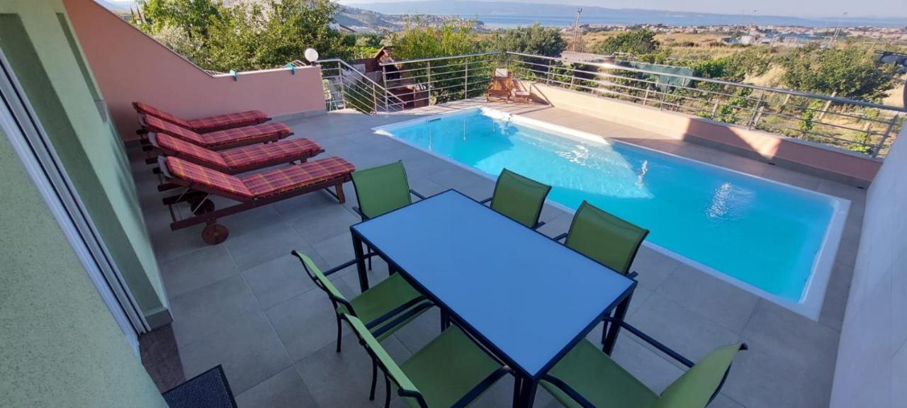 Apartment M&M With Private Pool Kučine 외부 사진