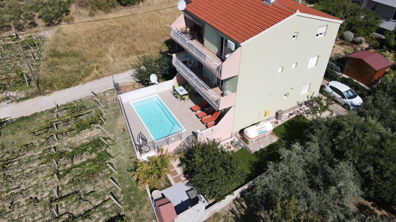 Apartment M&M With Private Pool Kučine 외부 사진