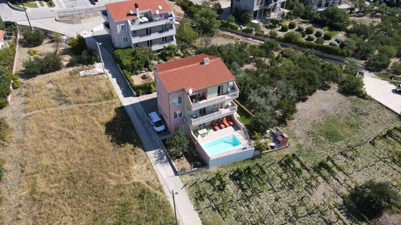Apartment M&M With Private Pool Kučine 외부 사진