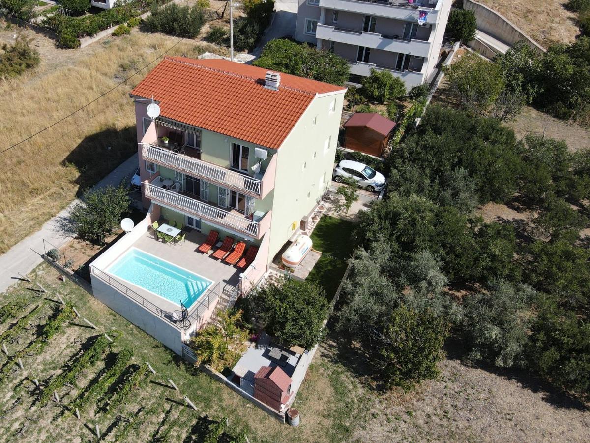 Apartment M&M With Private Pool Kučine 외부 사진