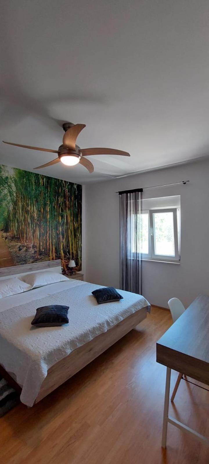 Apartment M&M With Private Pool Kučine 외부 사진