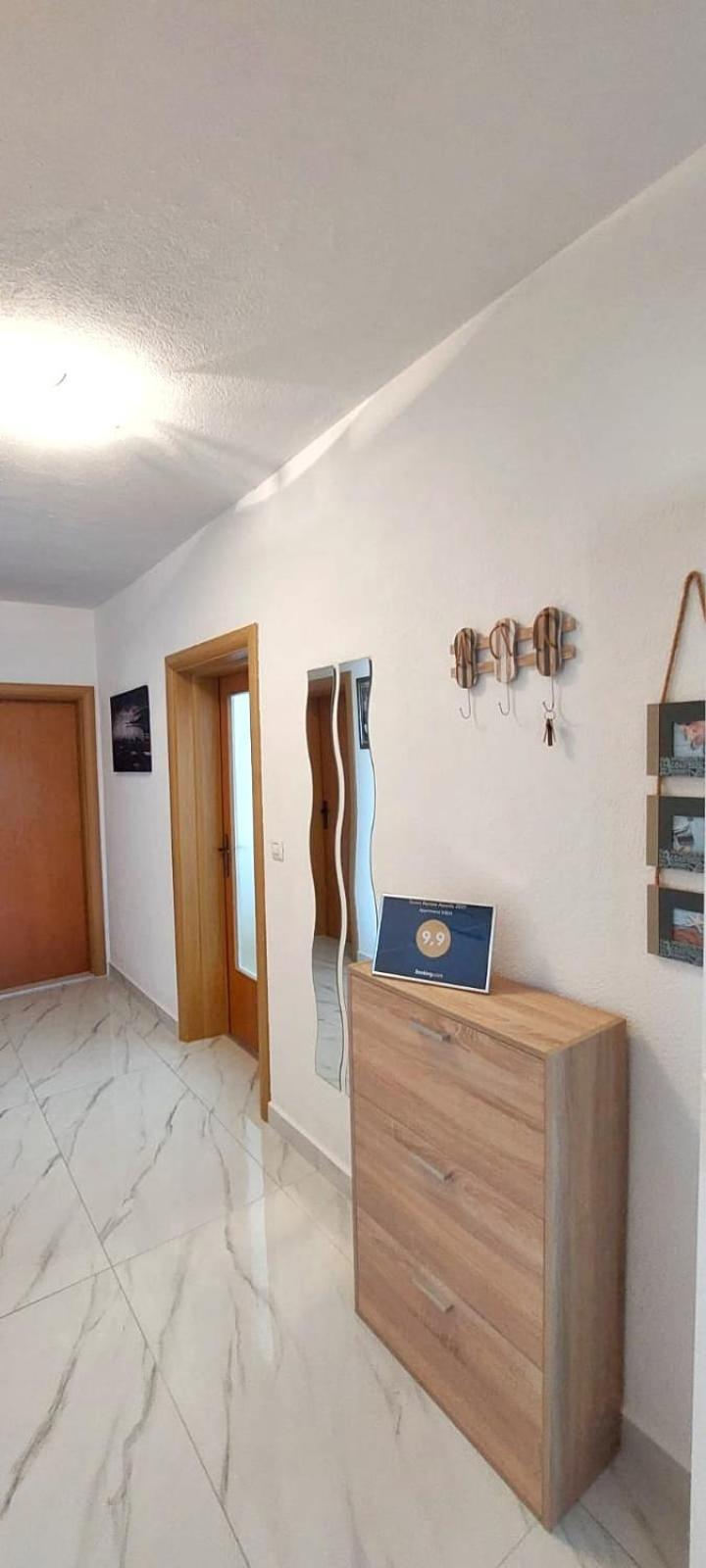 Apartment M&M With Private Pool Kučine 외부 사진