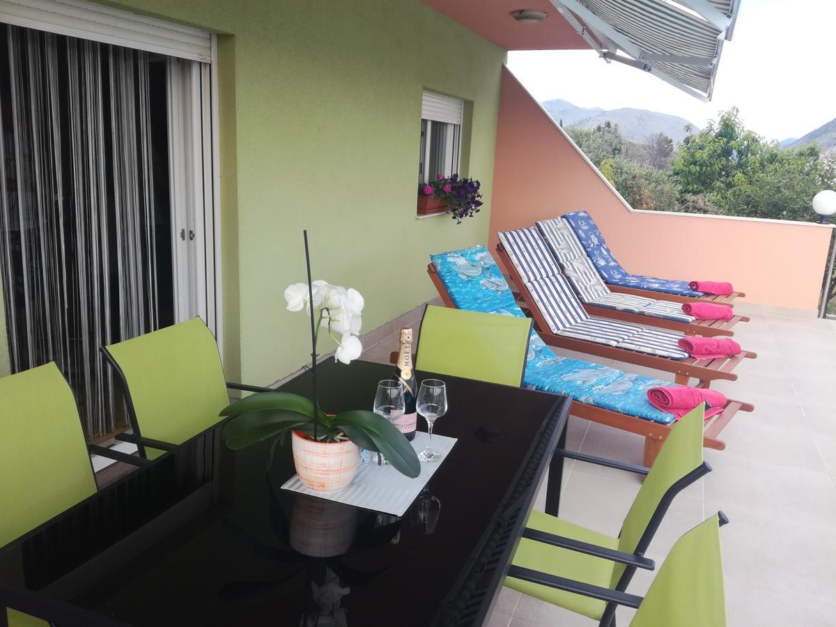 Apartment M&M With Private Pool Kučine 외부 사진
